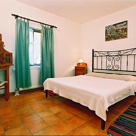 Salas 137 Hotel Cenej Luaran gambar