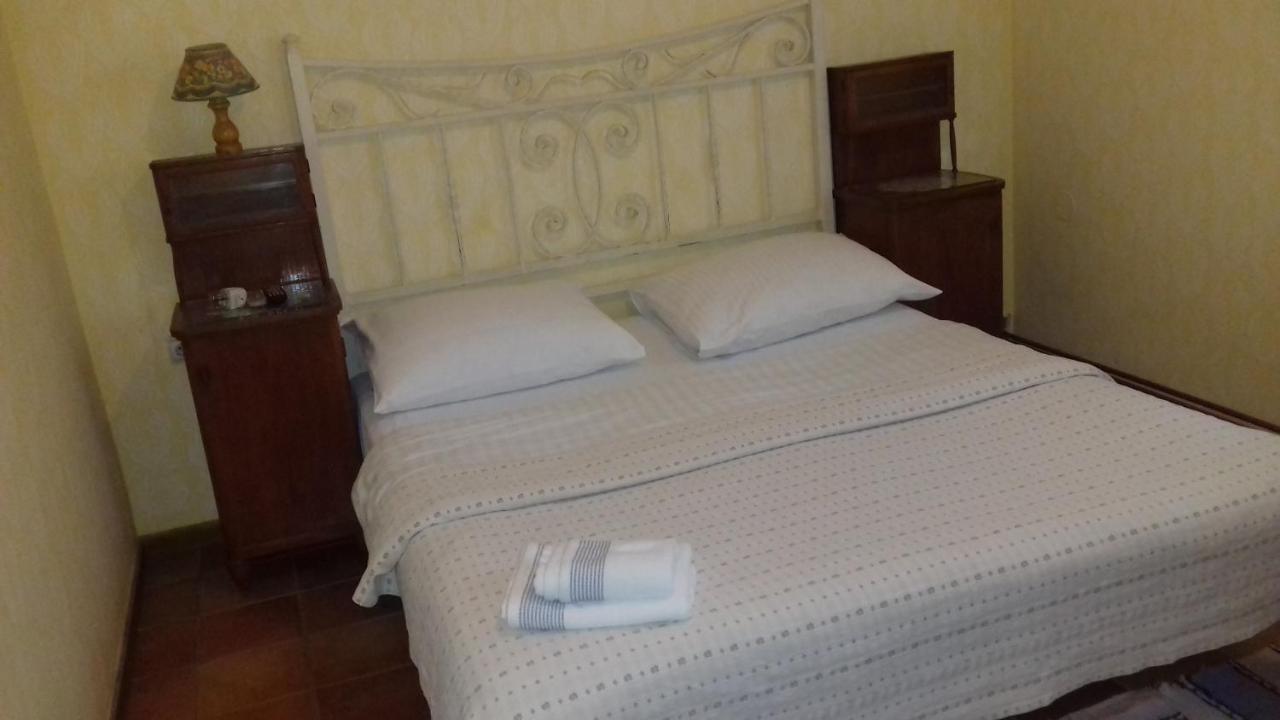 Salas 137 Hotel Cenej Luaran gambar